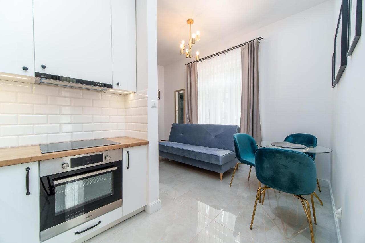Rint - Zlota 8 Aparthotel Bialystok Ngoại thất bức ảnh
