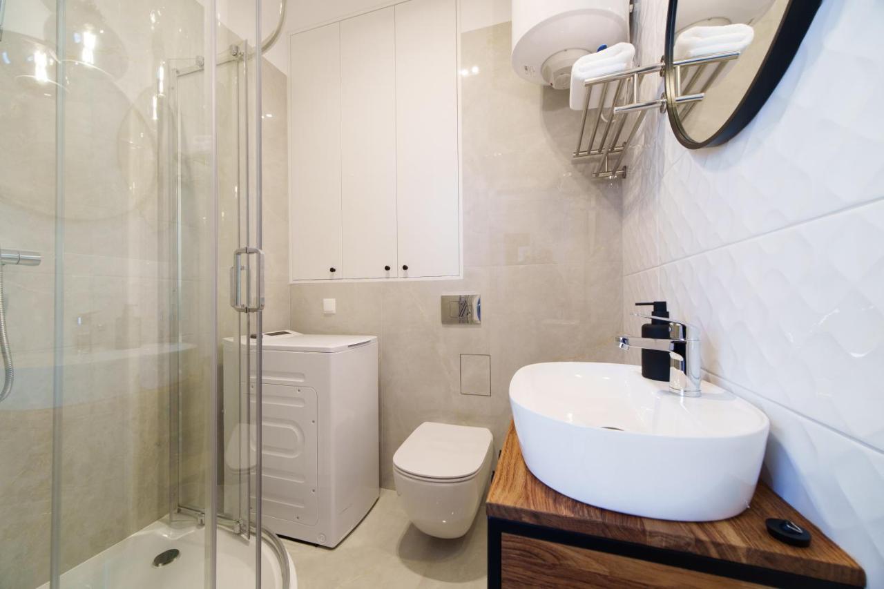 Rint - Zlota 8 Aparthotel Bialystok Ngoại thất bức ảnh